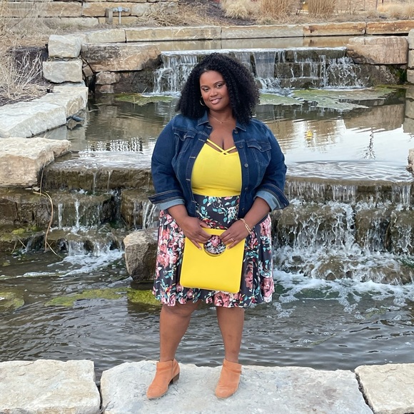 Meet your Posher, Patrice - Picture 1 of 1